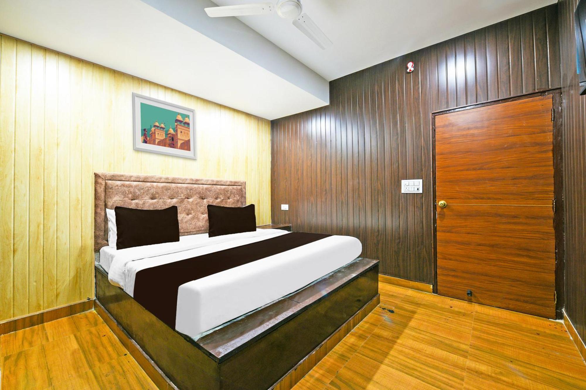 Hotel O Lavish Faridabad Zewnętrze zdjęcie